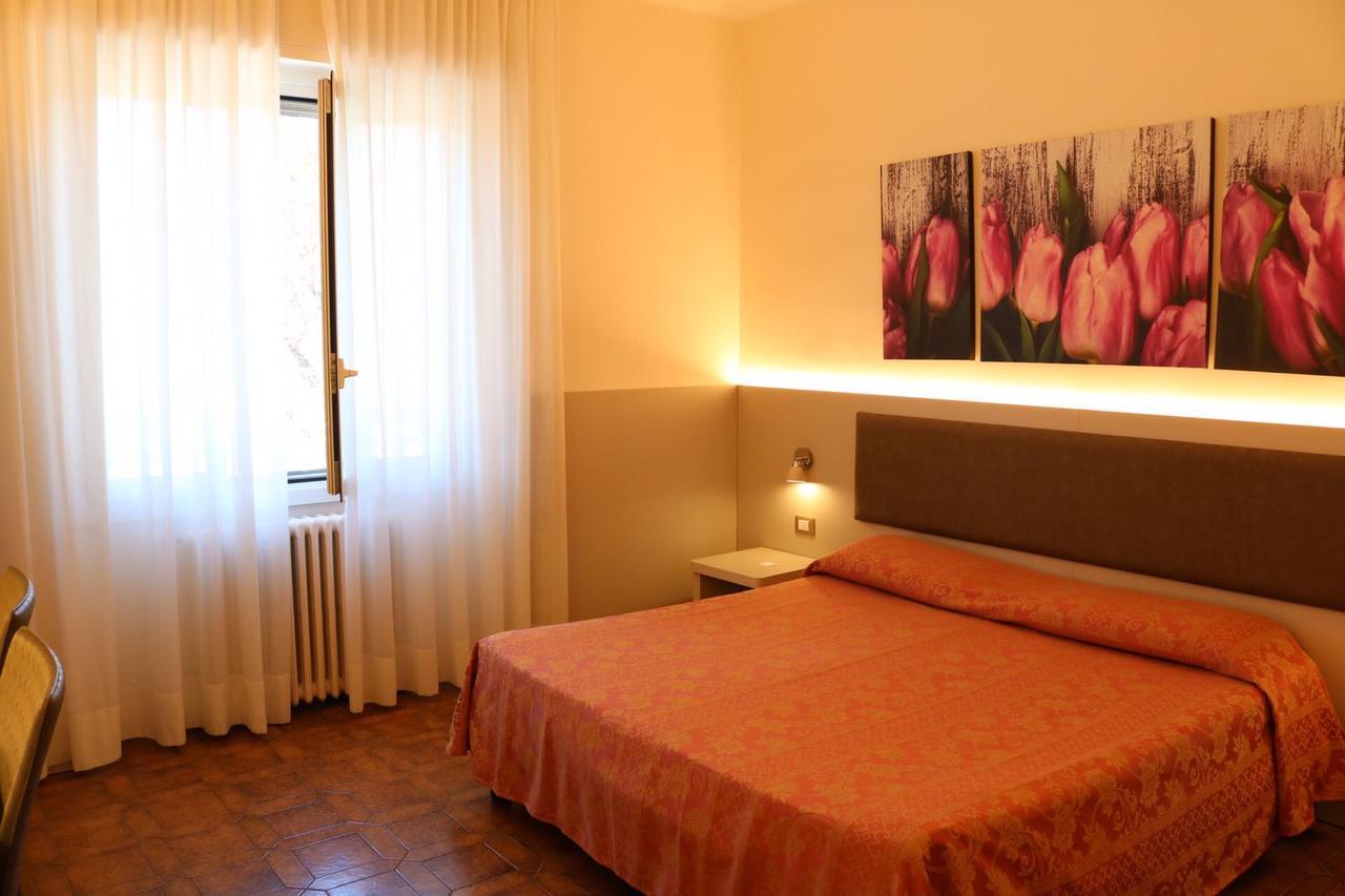 Dipendenza Aurora Apartment Pavia Exterior photo