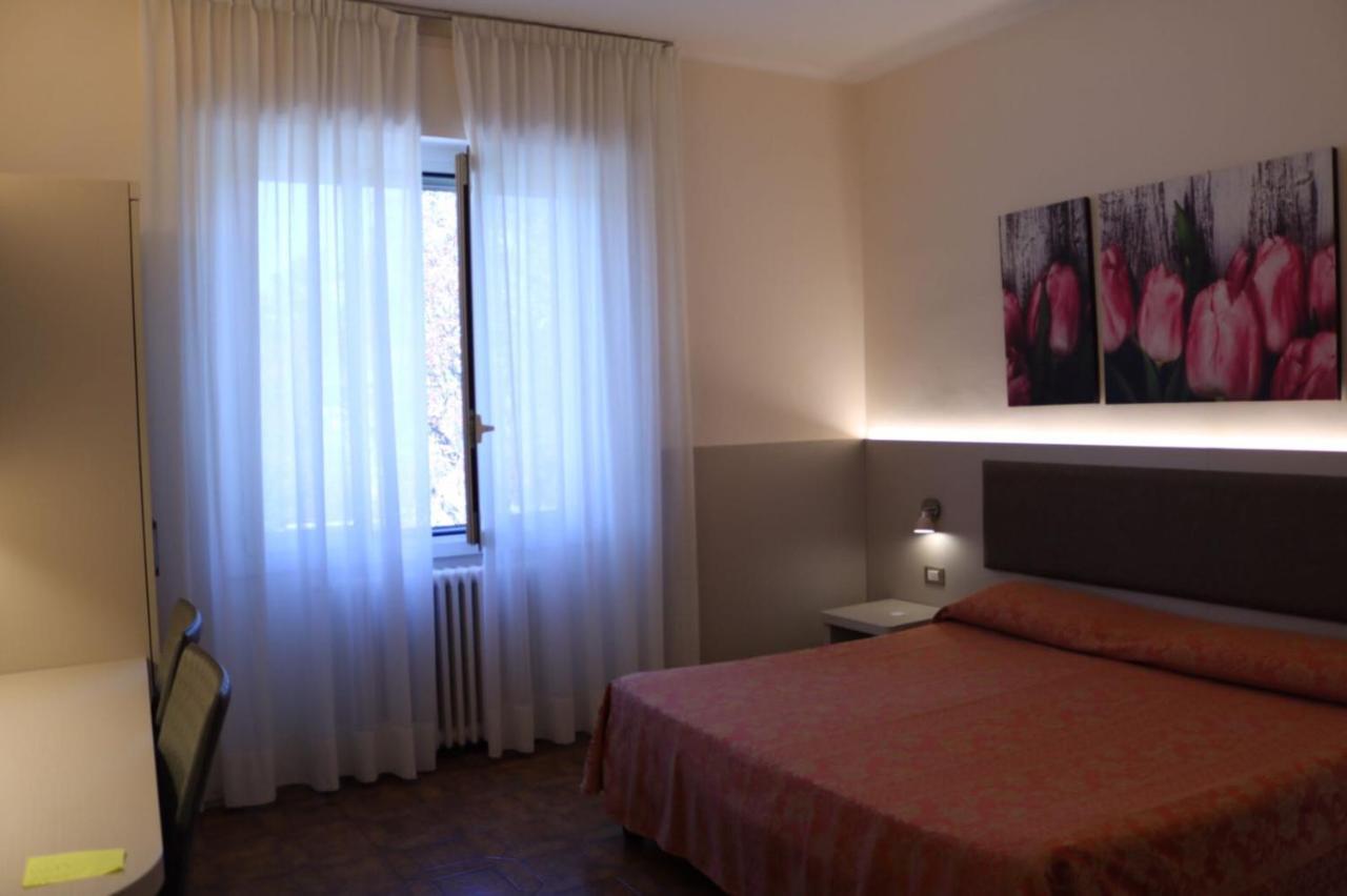 Dipendenza Aurora Apartment Pavia Exterior photo